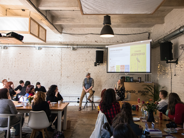 Jarní Bookstorming, Knihy Dobrovský