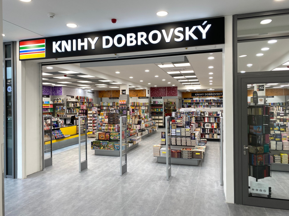 Knihy Dobrovský, OC Háje - článek v magazínu Dobro.druh